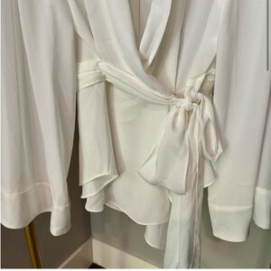 NWOT BCBG White wrap top